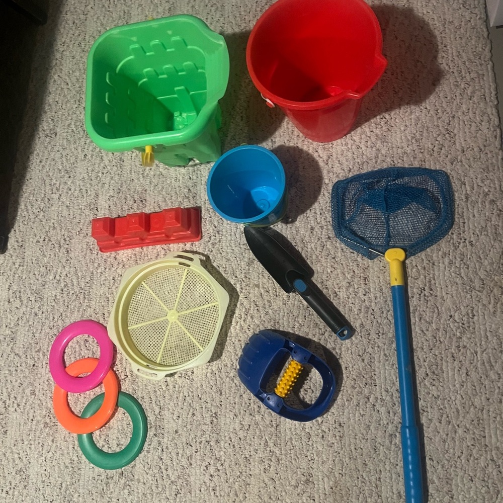 Colorful Kids Beach Toy Set